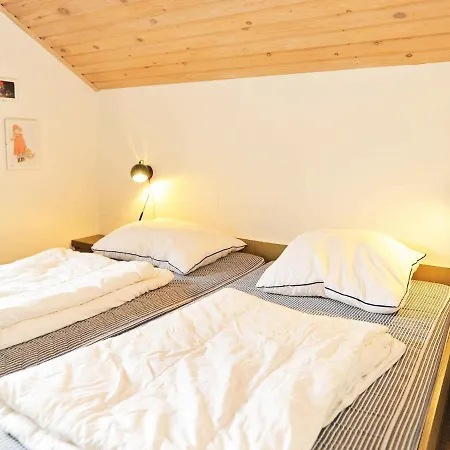 Holiday home 5 Person In Martofte